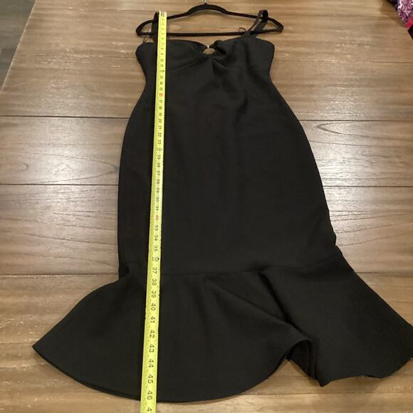 Revolve Likely Tia cutout peplum mermaid black midi bodycon cocktail dress 6 - Picture 4 of 12